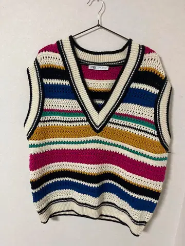 ZARA V넥 니트 베스트 M