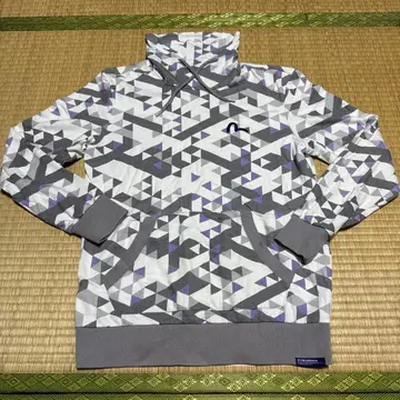 에비수 EVISU 갈매기 로고 프린트 하이넥 맨투맨