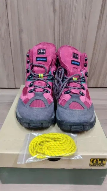 G.T.HAWKINS 트레킹 슈즈 핑크&그레이 25.0cm