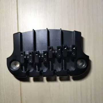 HIPSHOT 3Point Super Tone Bass Bridge