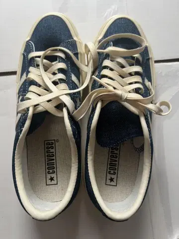 미사용 새상품 Converse 스타&바즈 데님 스니커즈