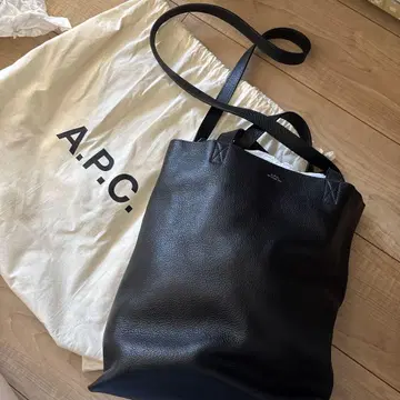 A.P.C. 블랙 토트백 수납 가방 포함