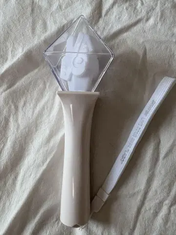 Snow Man LIVE TOUR 2022 LABO 응원봉