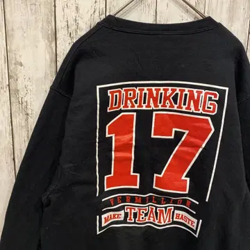 미국 빈티지 의류 DRINKING 17 백 프린트 맨투맨 트레이닝복 블랙