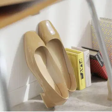 미사용 새상품 비오는 날에도! 21.5cm 스퀘어토 플레인 슈즈