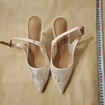 화이트 레이스 9cm 힐