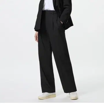 택 포함 새상품 UNIQLO 긴 길이 턱 와이드 팬츠 블랙 XL 사이즈