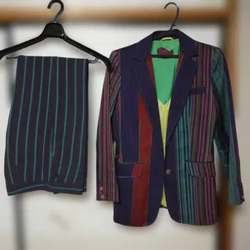 ETRO 멀티 컬러 스트라이프 테일러드 자켓과 팬츠 셋업