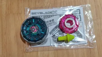 베이블레이드 X 클락 미라쥬 메인 컬러
