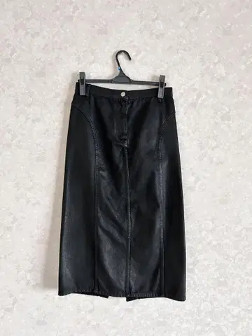 새상품급 블랙 타이트 스커트