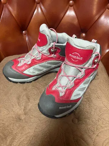 어린이용 mont-bell 등산화 22cm