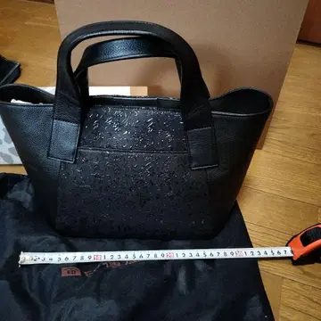 미사용 인덴야 블랙 가죽 핸드백 토트백