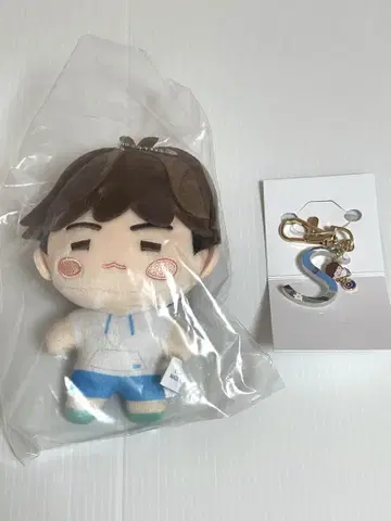 BTSIsland 인 더 썸 SUGA 마스코트, 블라인드 참 2세트