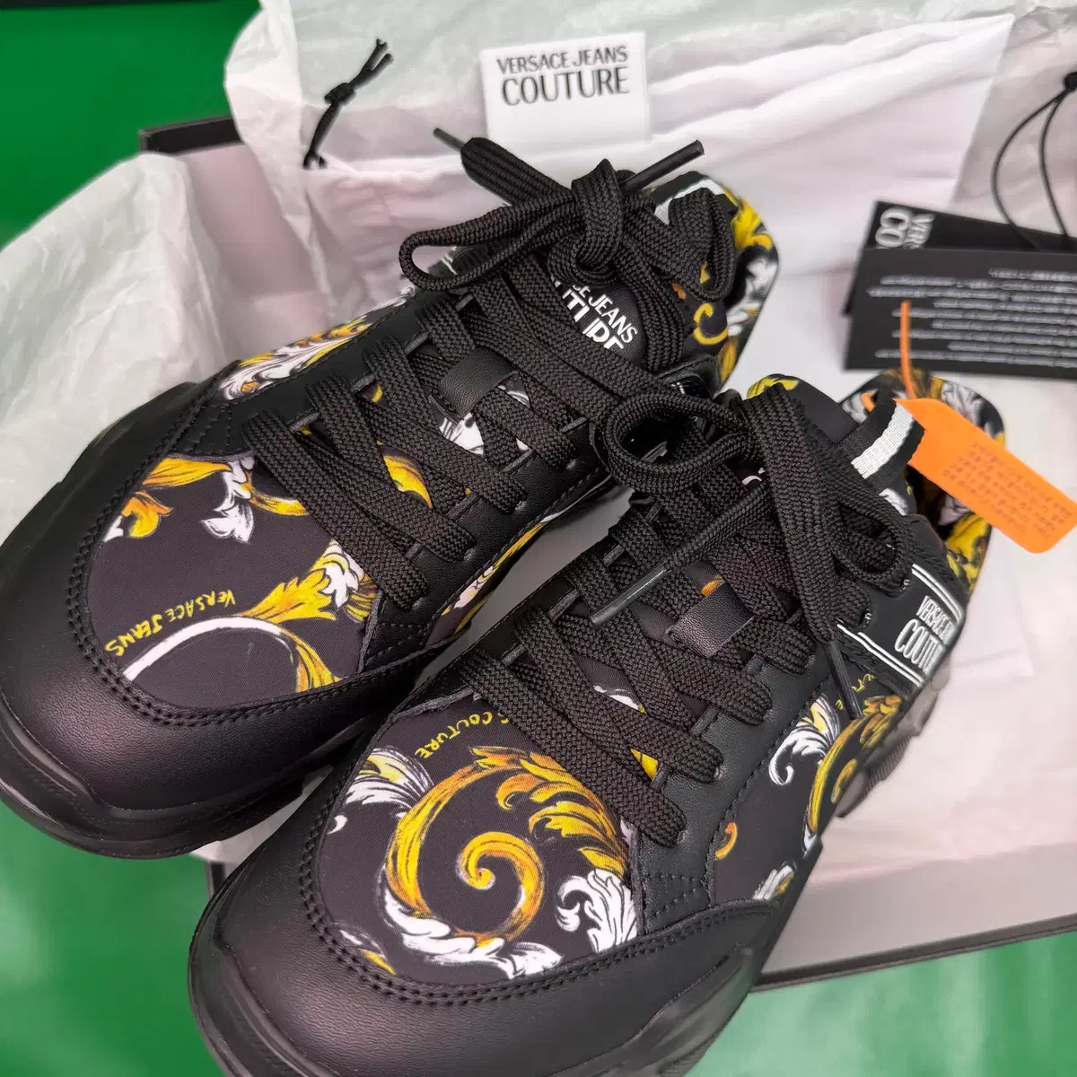 [Genuine Product][New Product] Versace Sneakers (Jin Couture Speedtrack)