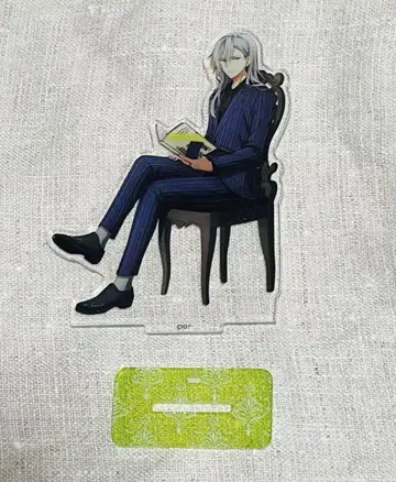Re:vale 아이나나 아크릴 스탠드 센 2023 달력