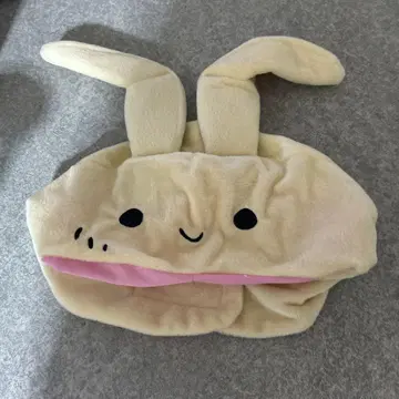 짱구는 못말려(크레용 신짱) 크림색 모자 유리(네네)의 토끼