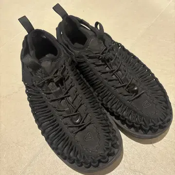 KEEN UNEEK HT 킨 유니크 블랙 27.5cm