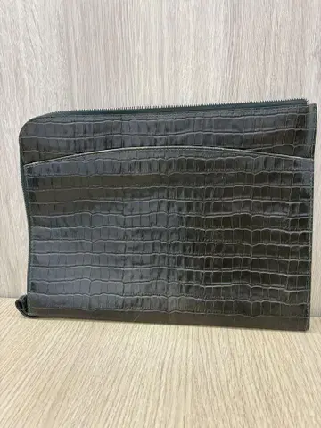 안드레아 로시 크로커다일풍 클러치백
