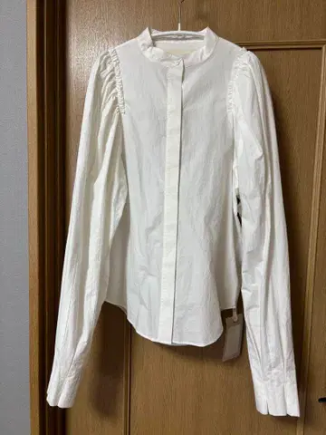 [ 미사용 ] TODAYFUL 컷오프 퍼프 숄더 셔츠