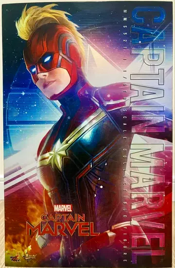핫토이즈 MARVEL 캡틴 마블 1/6 피규어