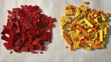 LEGO 빨간색과 옐로우 컬러 블록 세트
