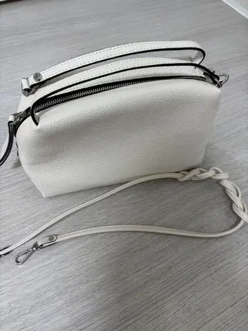 GIANNI CHIARINI 화이트 숄더백