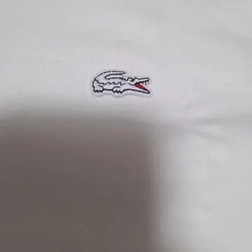 LACOSTE 화이트 T셔츠 S사이즈