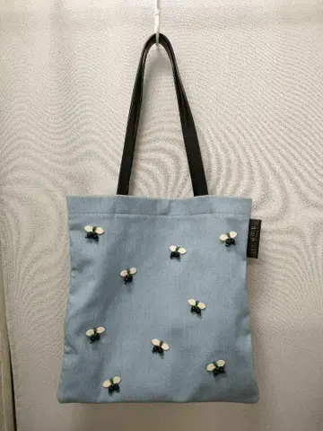 안나수이 블루 체리 토트백