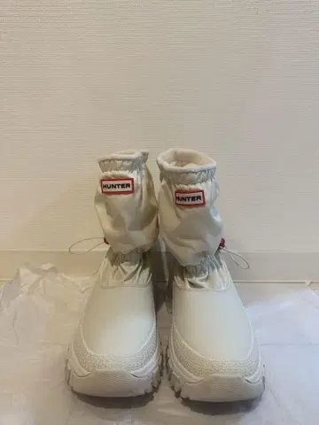 HUNTER WANDERER SHORT SLOUCH SNOW BOOT