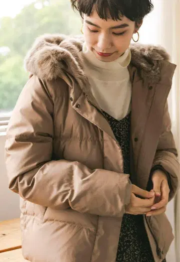 거의 미사용품! 어반 리서치 숏코트