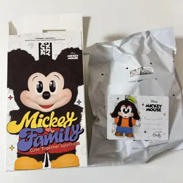 POPMART 미키 패밀리 봉제 인형 키링 구피
