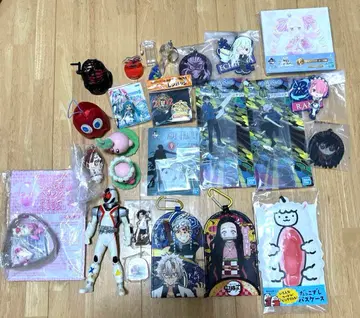 커비 귀멸의 칼날 가면라이더 피규어 모음