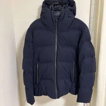 UNIQLO 심리스 다운 M 사이즈 네이비