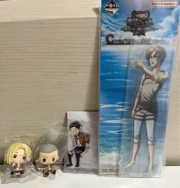 제일복권 진격의 거인 ~수의 거인은 내가 처치한다~ 엘렌 아크릴 스탠드