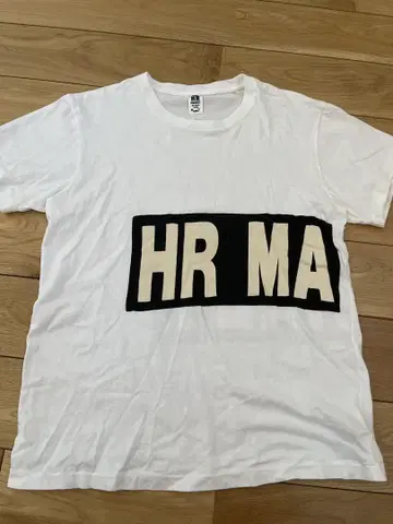 HR MARKET 사이드 프린트 티셔츠