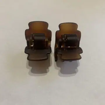 브라운 헤어 클립 2개 세트