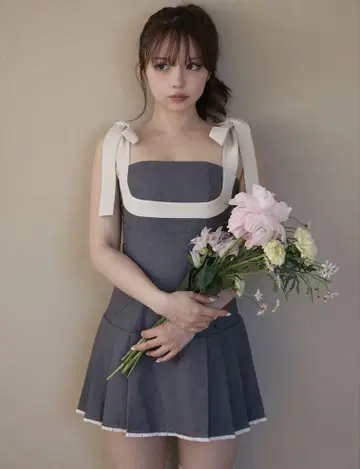 Chuchu pleats ribbon dress andmary