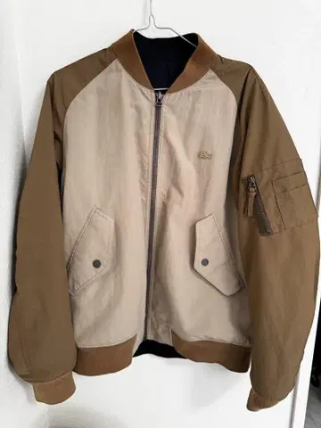 라코스테 LACOSTE 리버서블 봄버 자켓