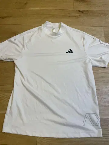 adidas 화이트 L 사이즈 모크넥