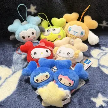 TWICE LOVELYS x SANRIO CHARACTERS 마스코트