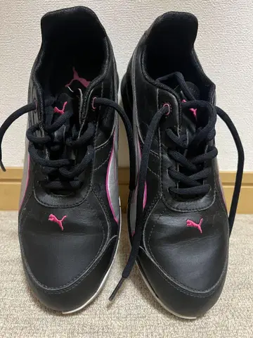 Puma 블랙/핑크 골프화