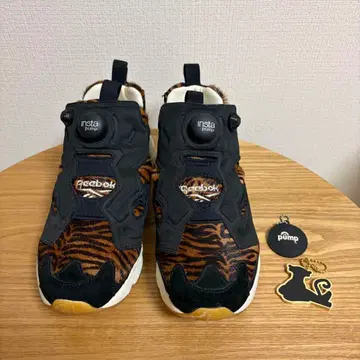 Reebok Disney 콜라보 INSTA PUMP FURY