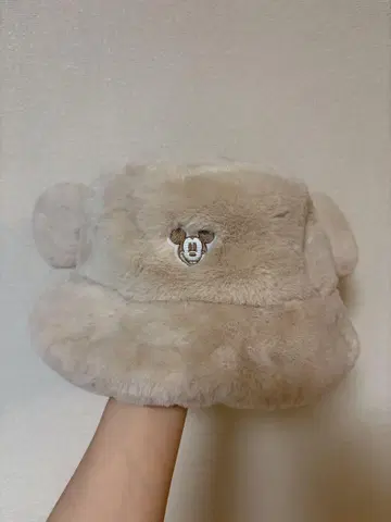 미키 귀 달린 베이지 햇