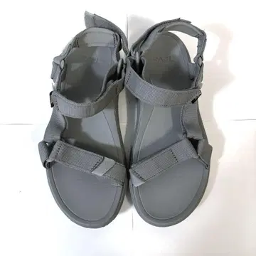 Teva 그레이 스포츠 샌들