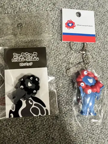 만박 미야쿠미야쿠 pvc 입체 키링 블랙 미야쿠 핑 배치