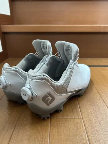 골프 스파이크 슈즈 화이트 25.5cm