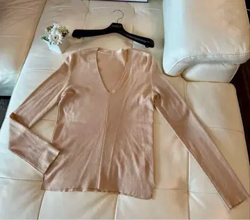 DAISY LIN 베이지 캐시미어 스웨터 사이즈 40