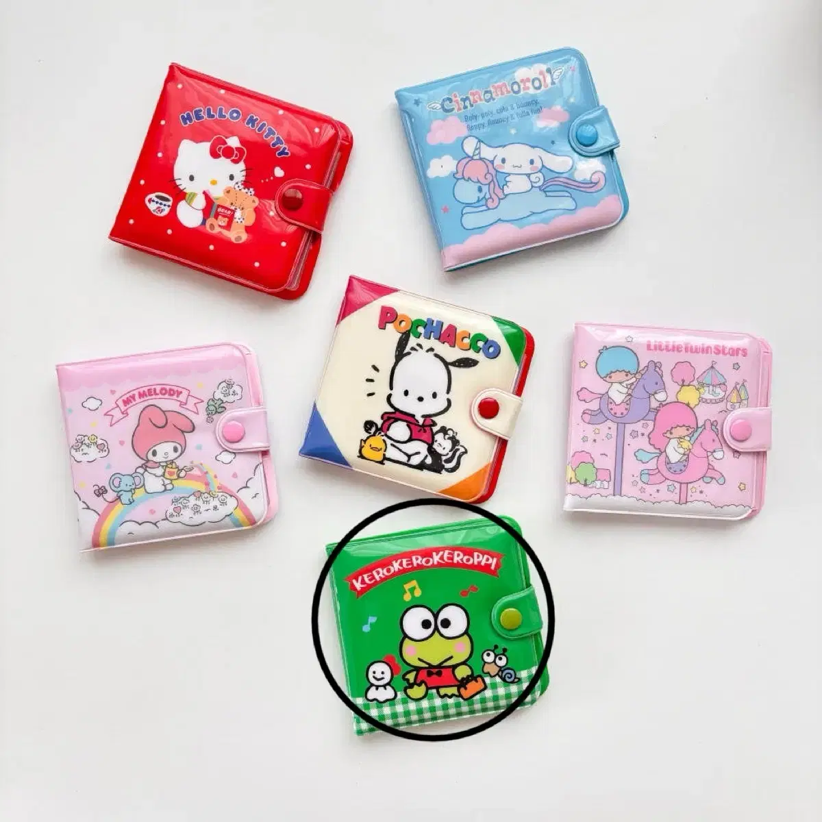 Sealed Sanrio Retro PVC Wallet Keropi #산리오케로피,#케로케로케로피,#케로피지갑,#산리오 on  Bunjang Global Site.