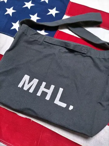 MHL 캠퍼스 숄더백 그레이