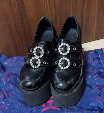버블스 더블 버클 통굽 신발 13cm 38
